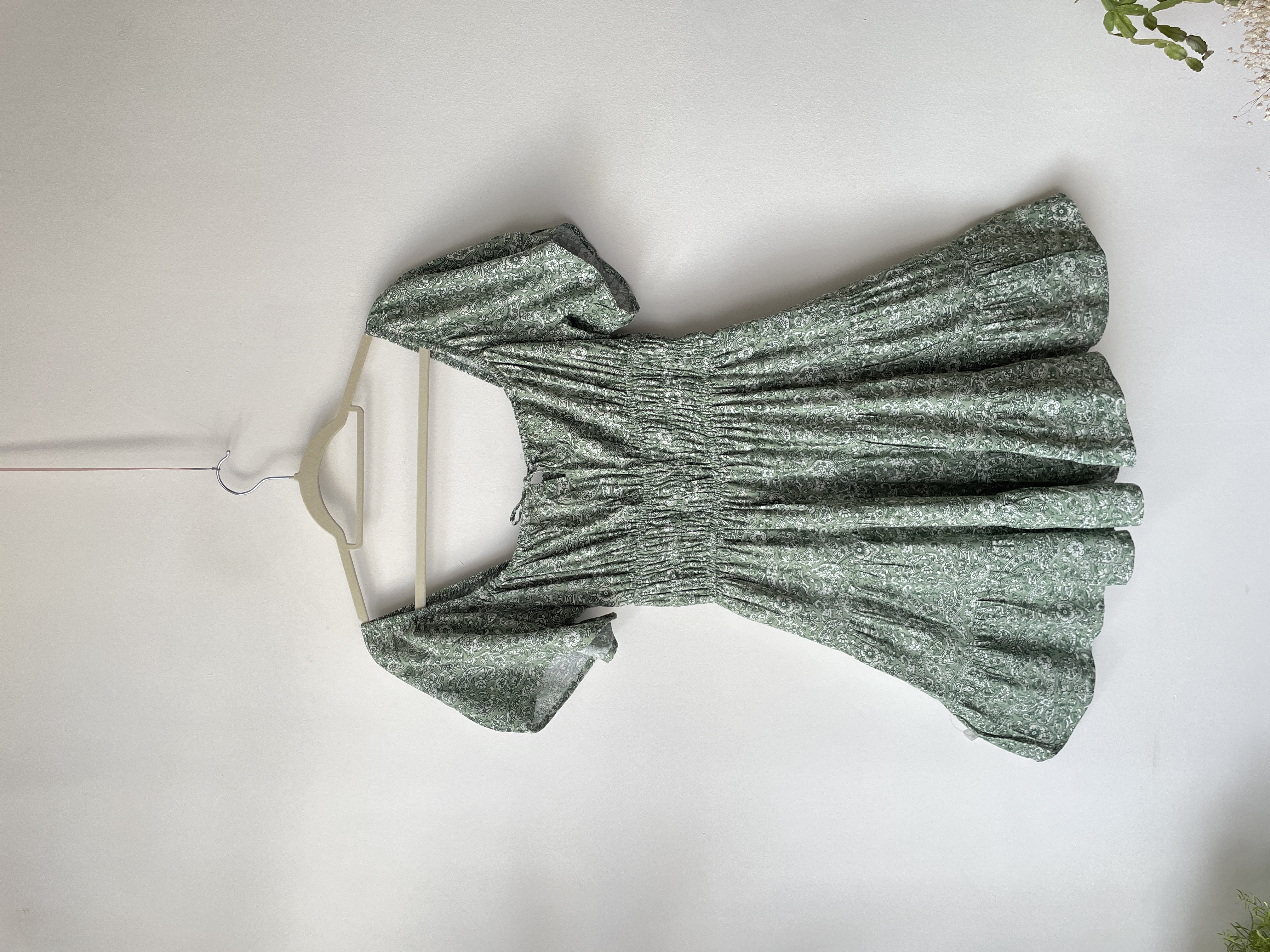 Enterito verde. Talla: M