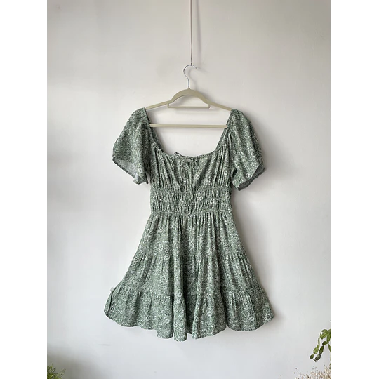 Enterito verde. Talla: M
