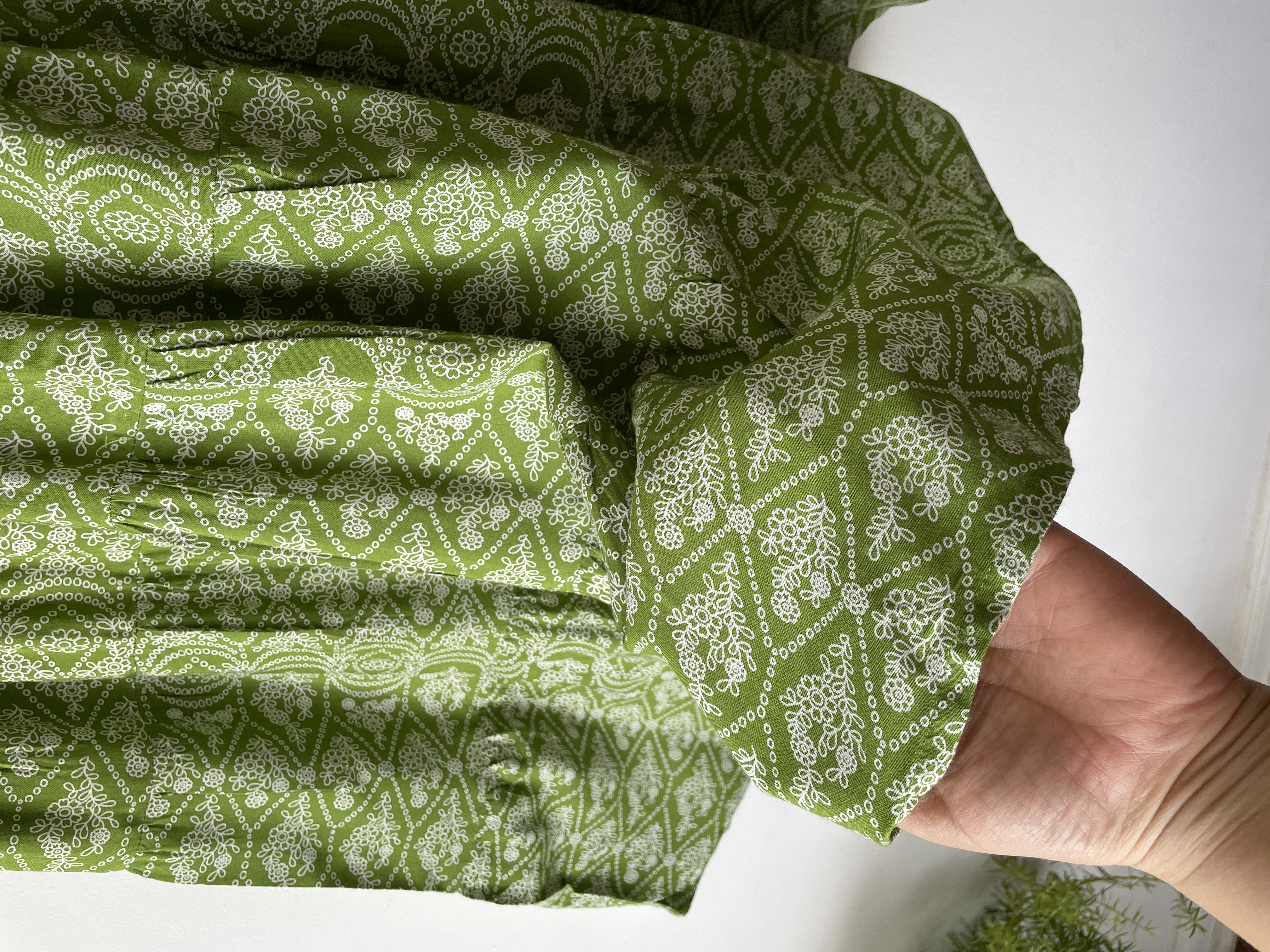 Vestido verde. Talla: L 3