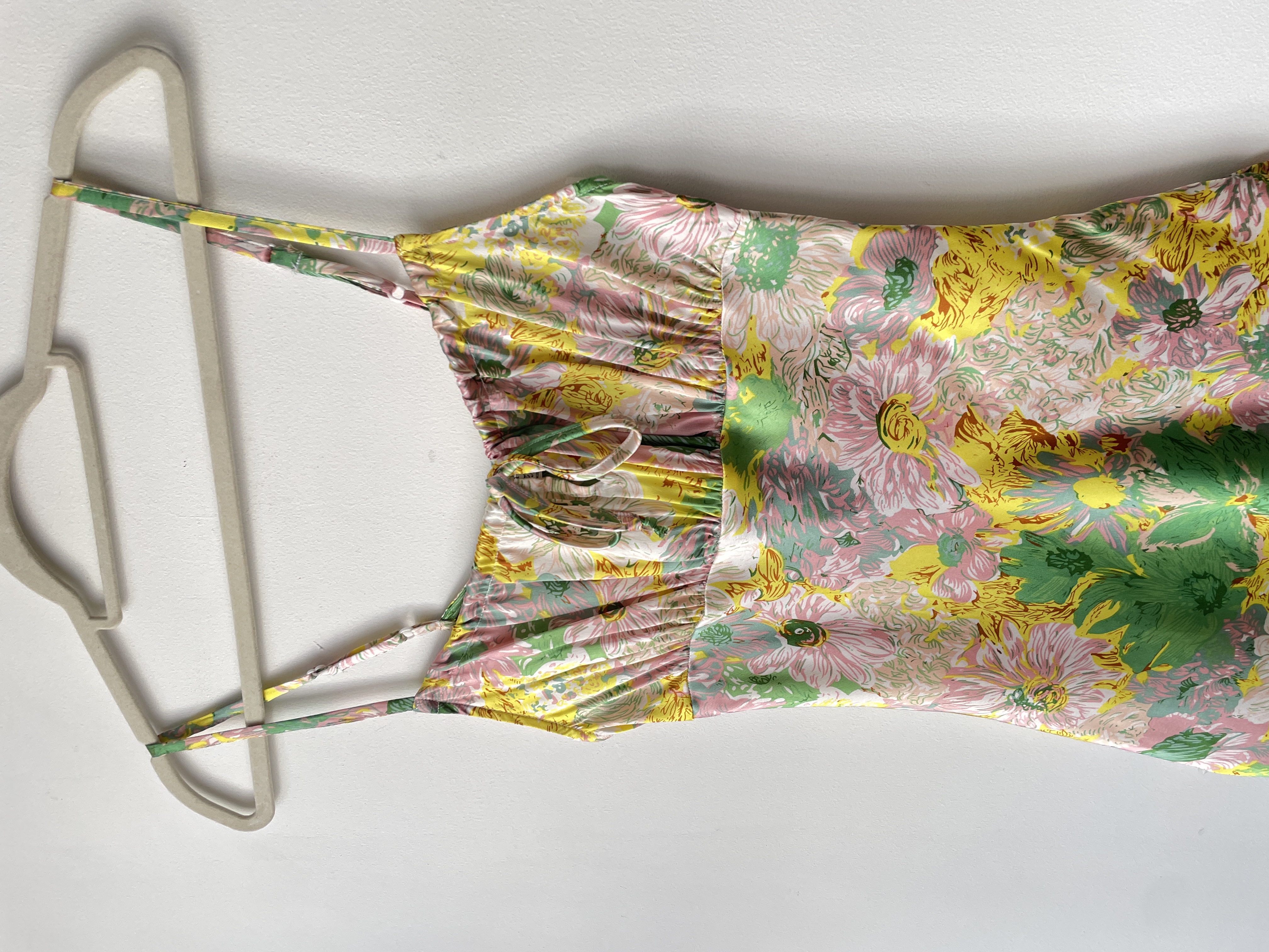 Vestido satín. Talla: M chico (S/M) 2