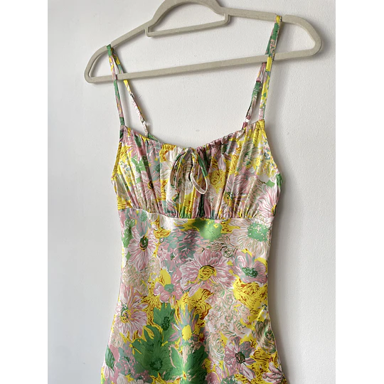 Vestido satín. Talla: M chico (S/M)