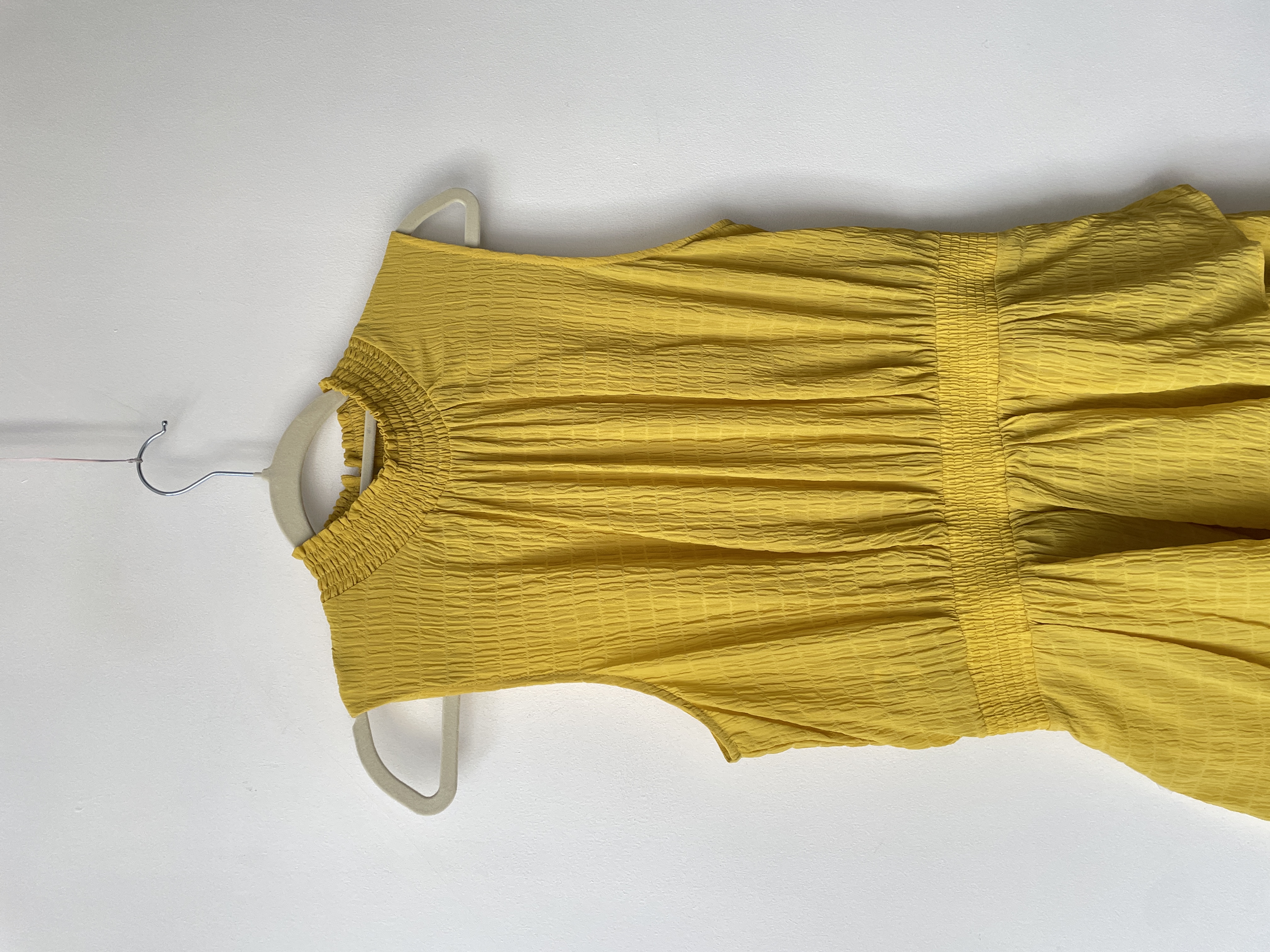 Vestido ocre. Talla: L 2