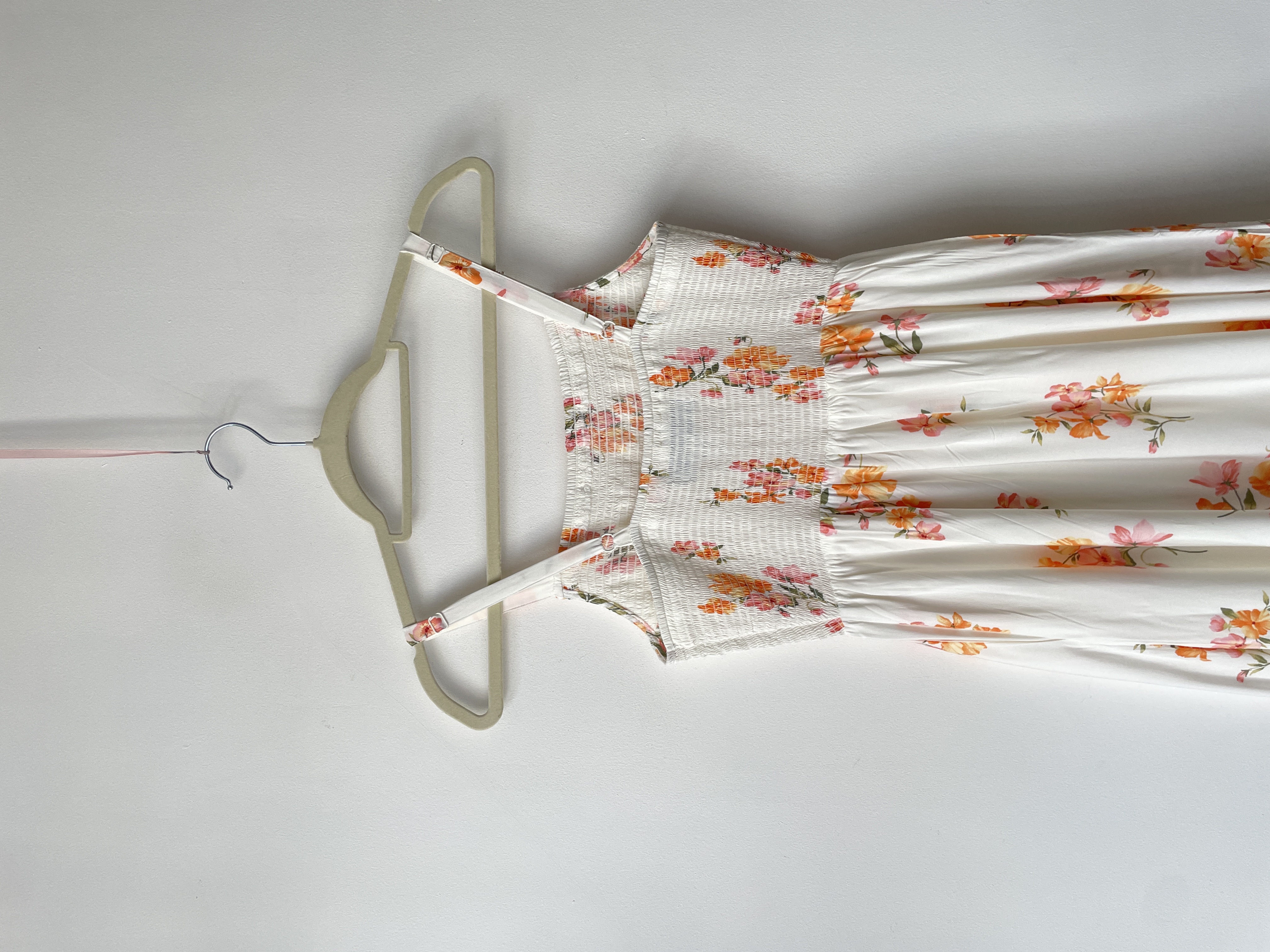 Vestido floral. Talla: XS elasticado 5