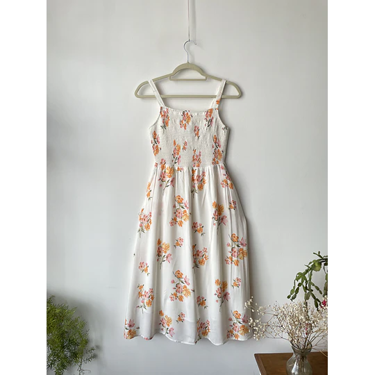 Vestido floral. Talla: XS elasticado