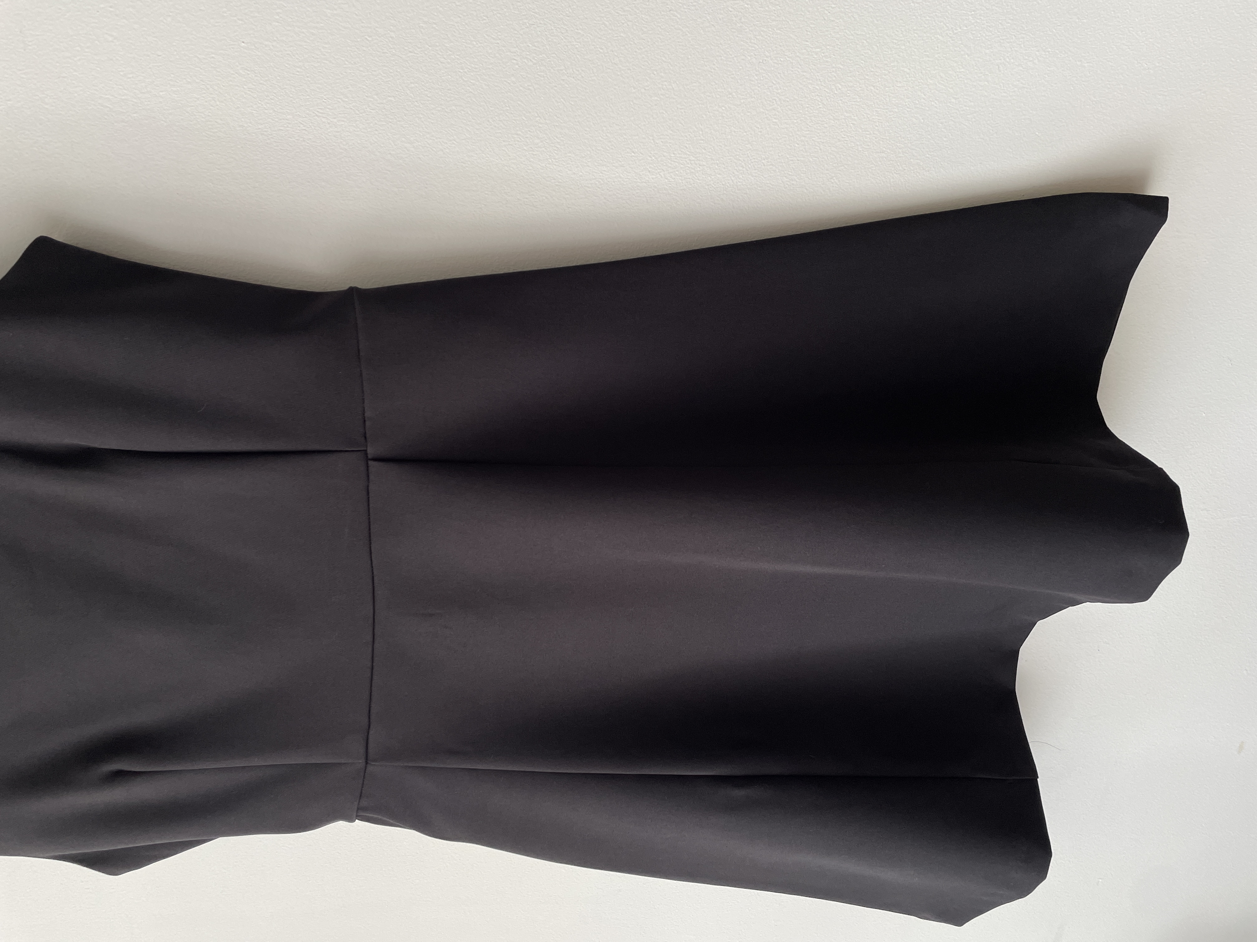 Jumper negro. Talla: M chico (S) 2