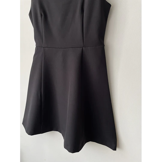 Jumper negro. Talla: M chico (S)