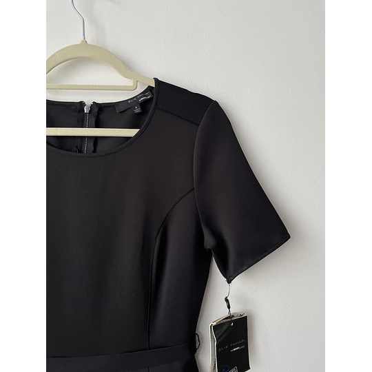 Vestido Tahari. Talla: 6 (S/M)