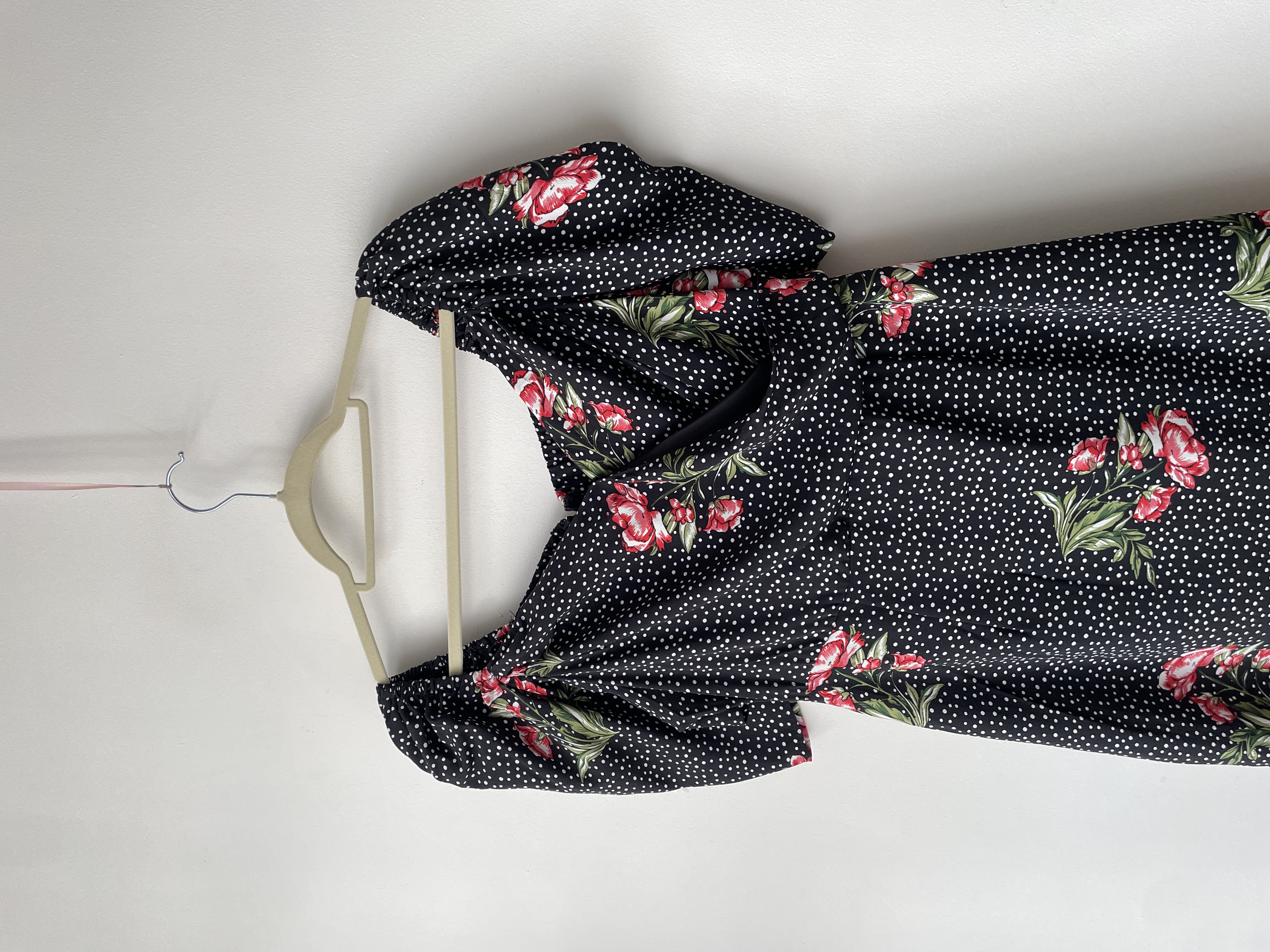 Vestido dot floral. Talla: L chico (M/L) 2