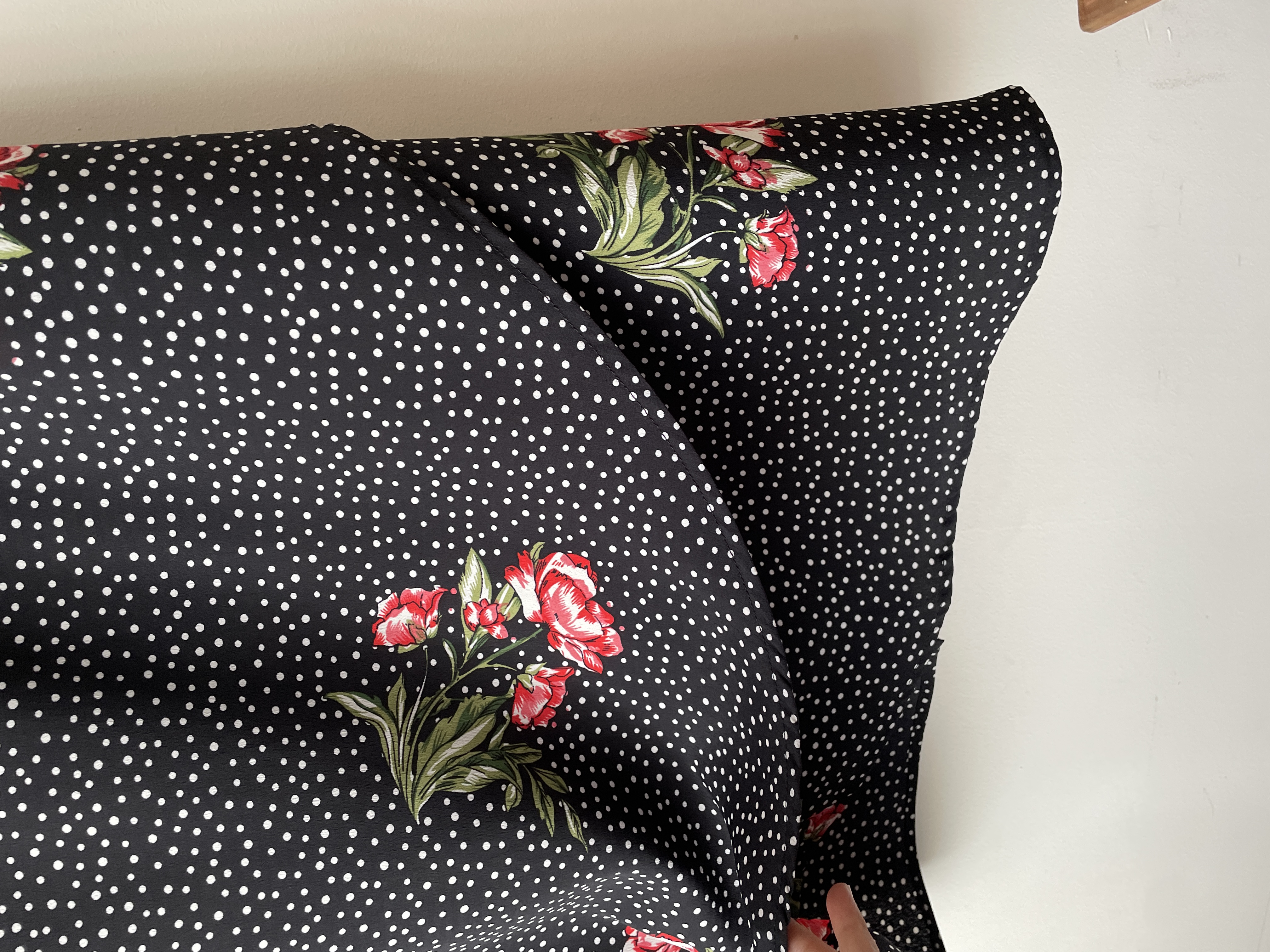 Vestido dot floral. Talla: L chico (M/L) 4