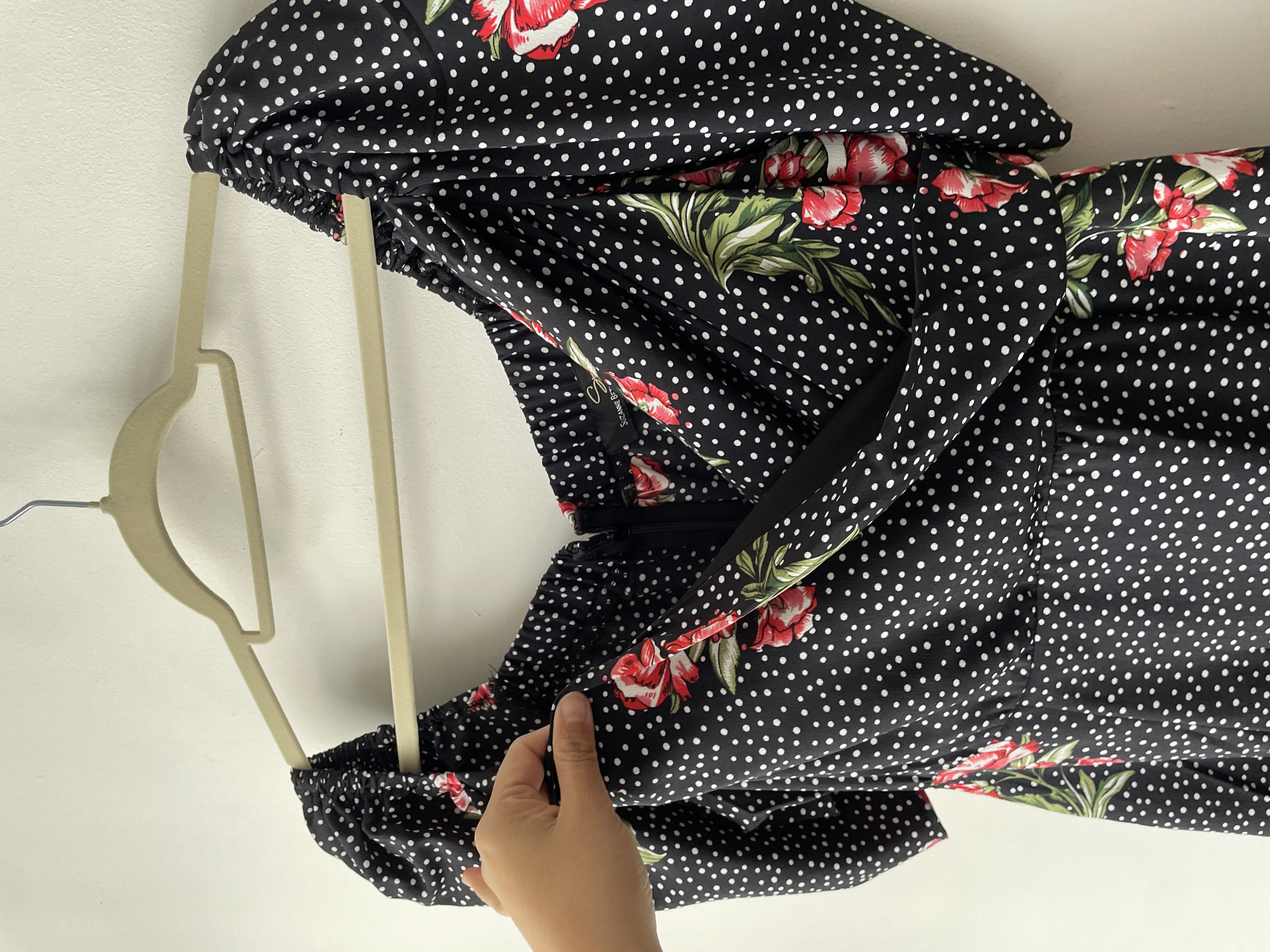 Vestido dot floral. Talla: L chico (M/L) 3