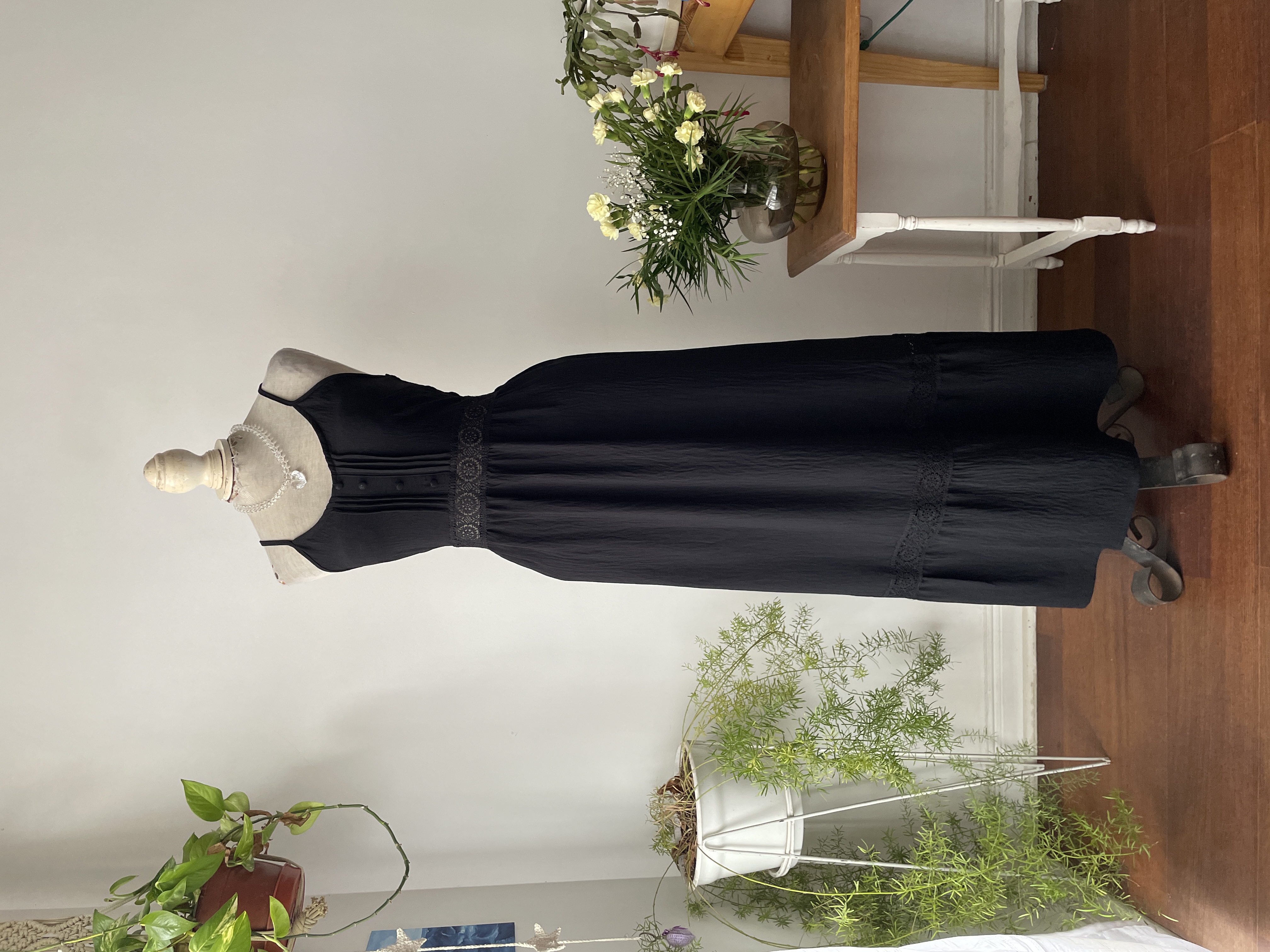 Vestido broderie. Talla: XL chico (M/L) 1