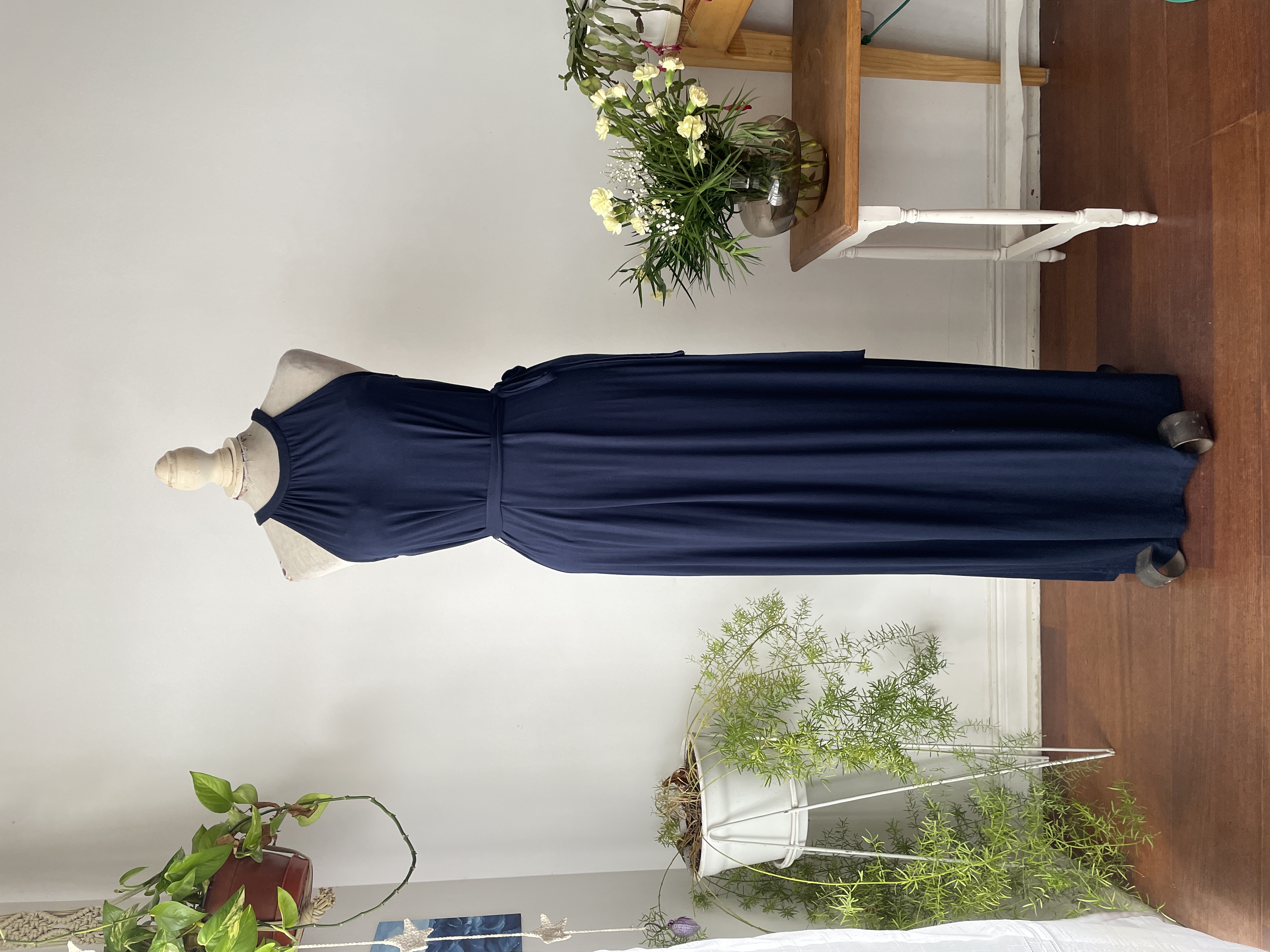 Vestido halter azul. Talla: M 1