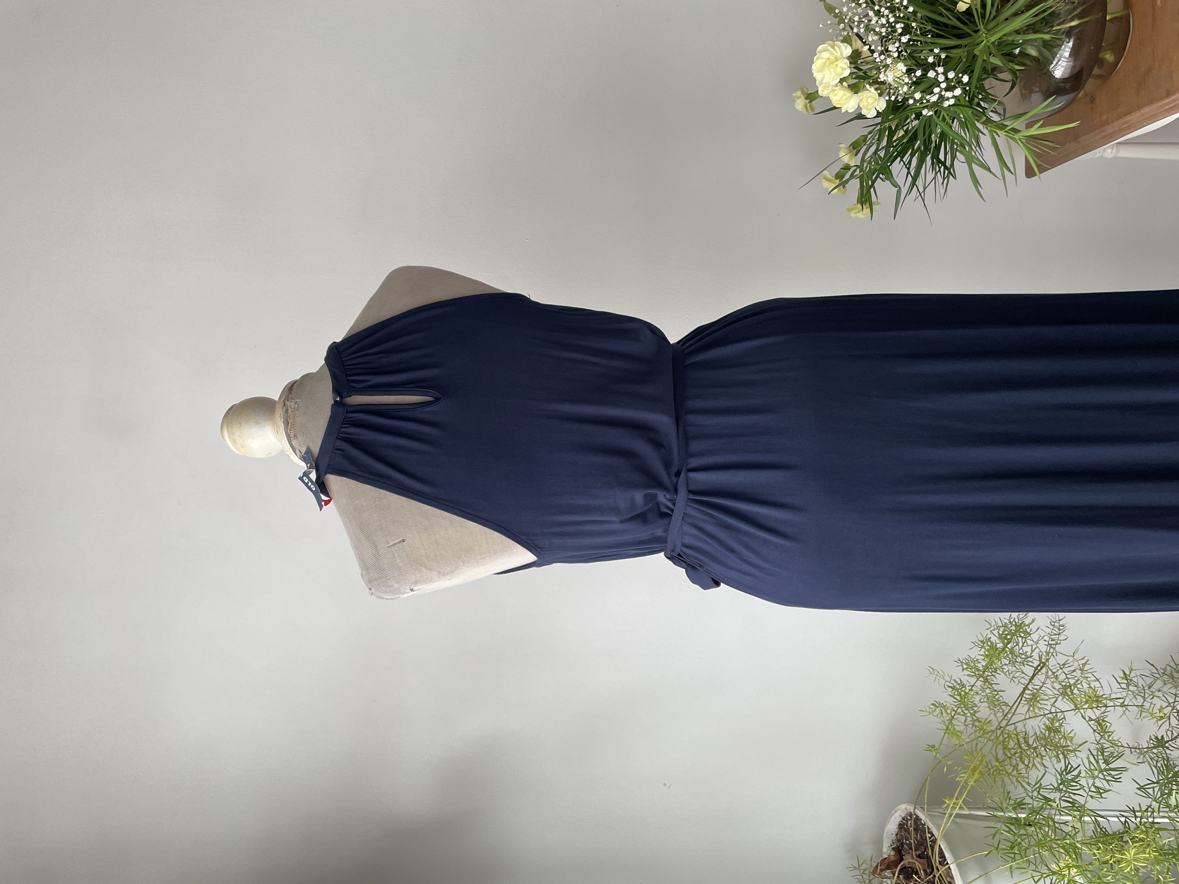 Vestido halter azul. Talla: M 3
