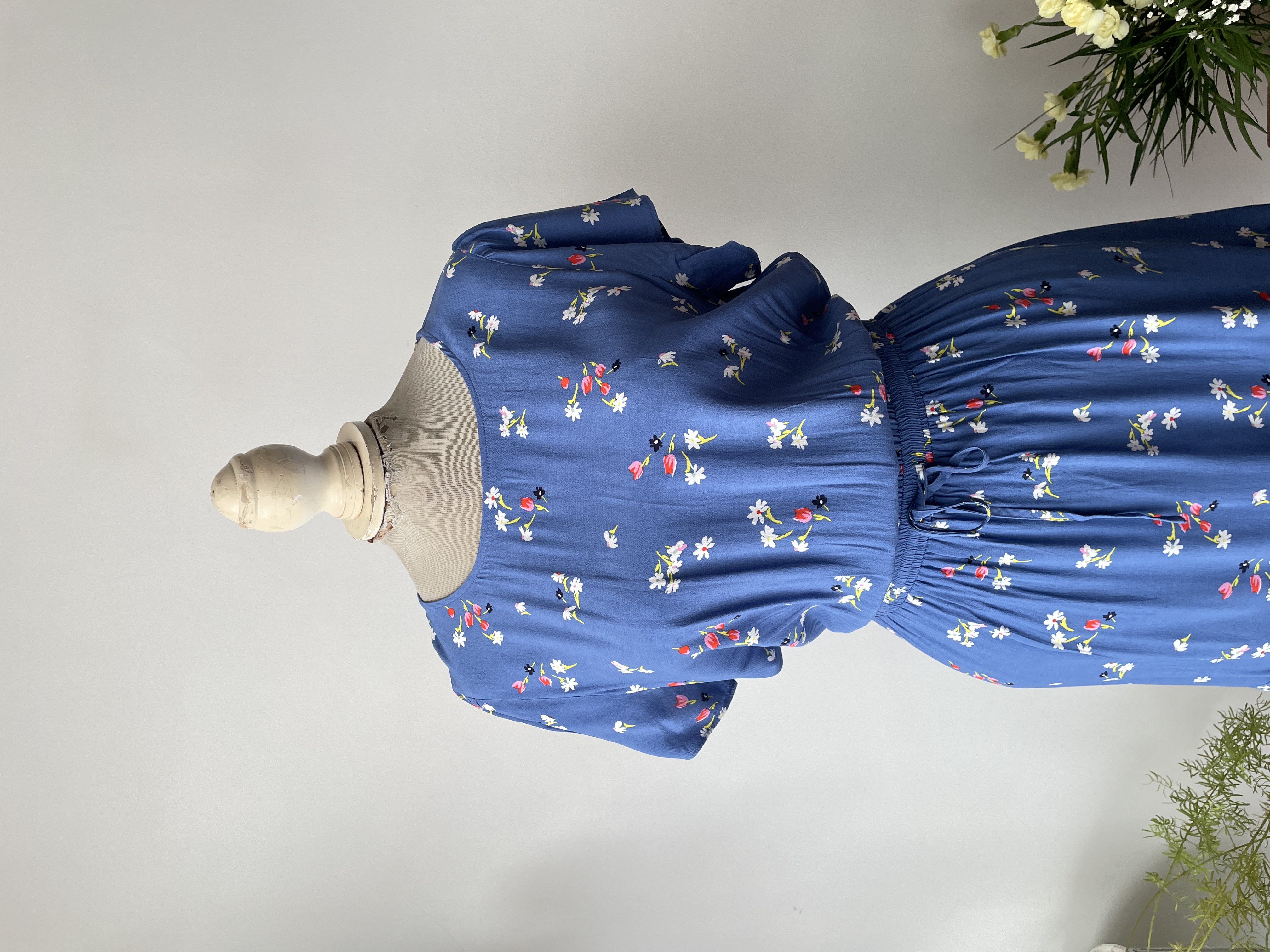 Vestido azul flores. Talla: M grande (M/L)  2