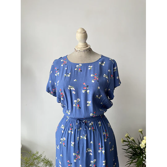 Vestido azul flores. Talla: M grande (M/L) 