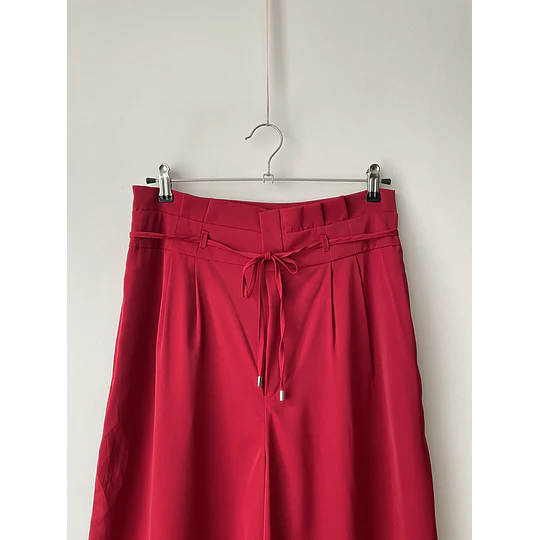 Palazzo rojo. Talla: M
