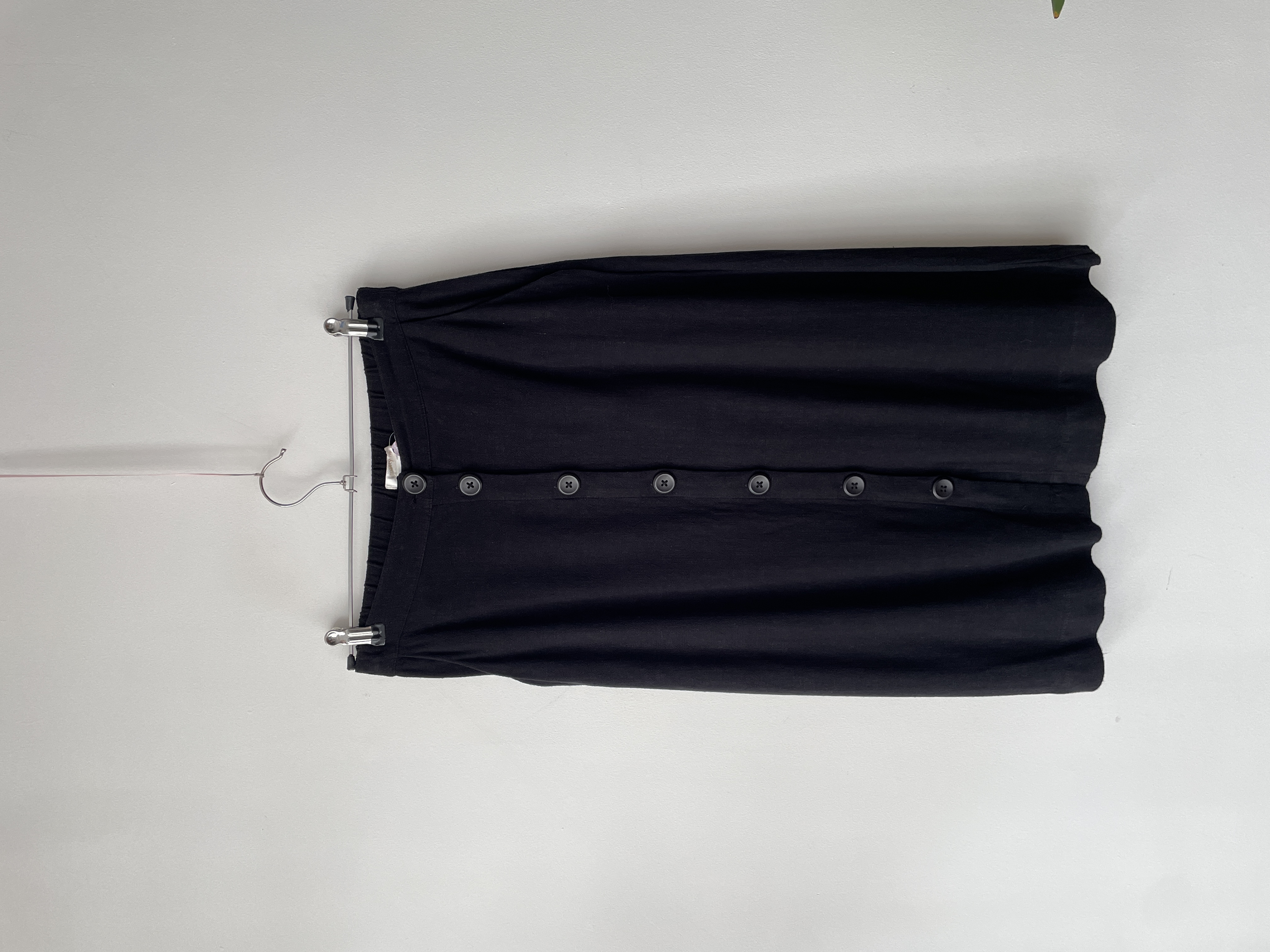 Falda negra. Talla: S 1