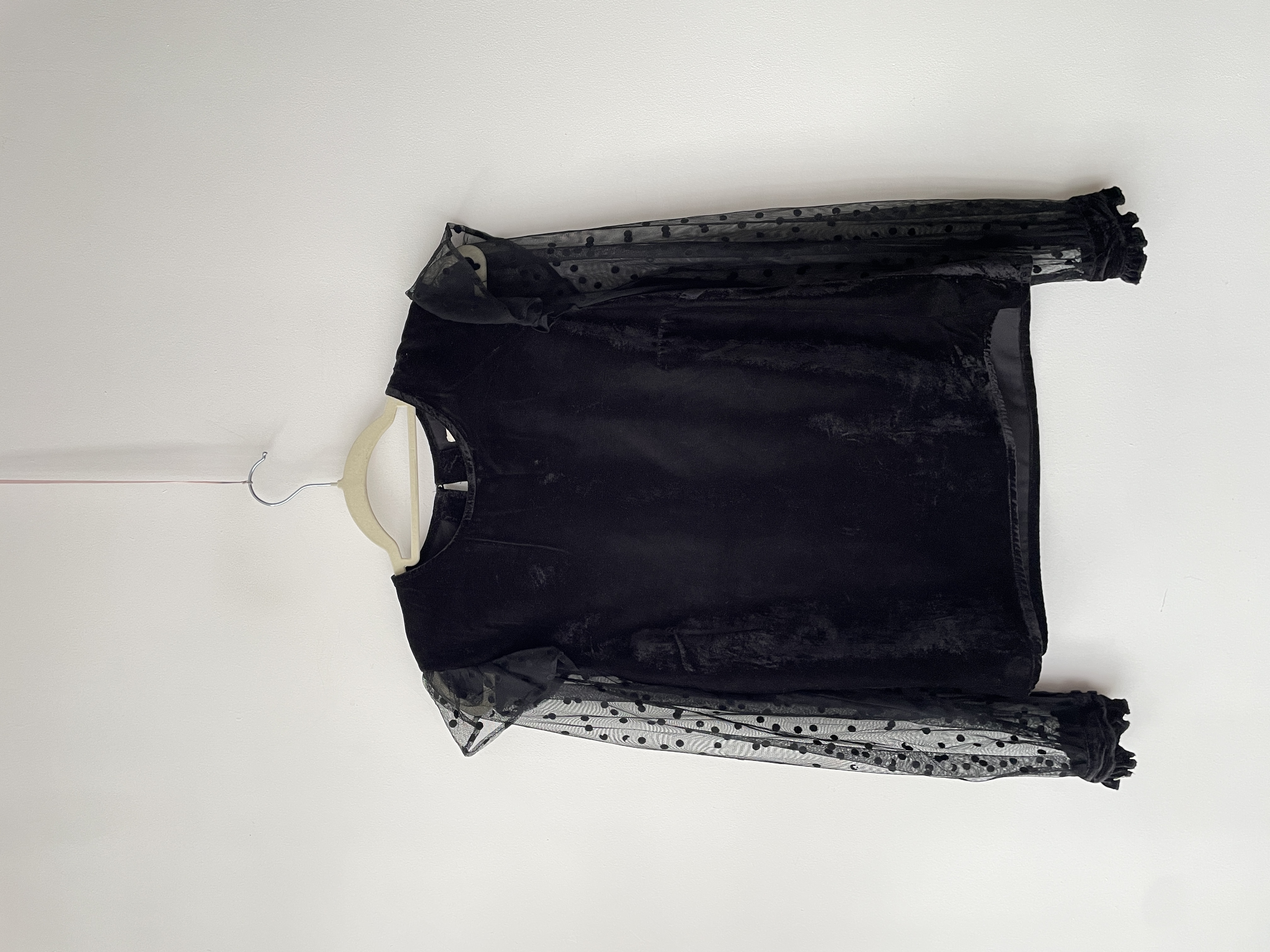 Blusa velvet. Talla: 10 (S/M)  1