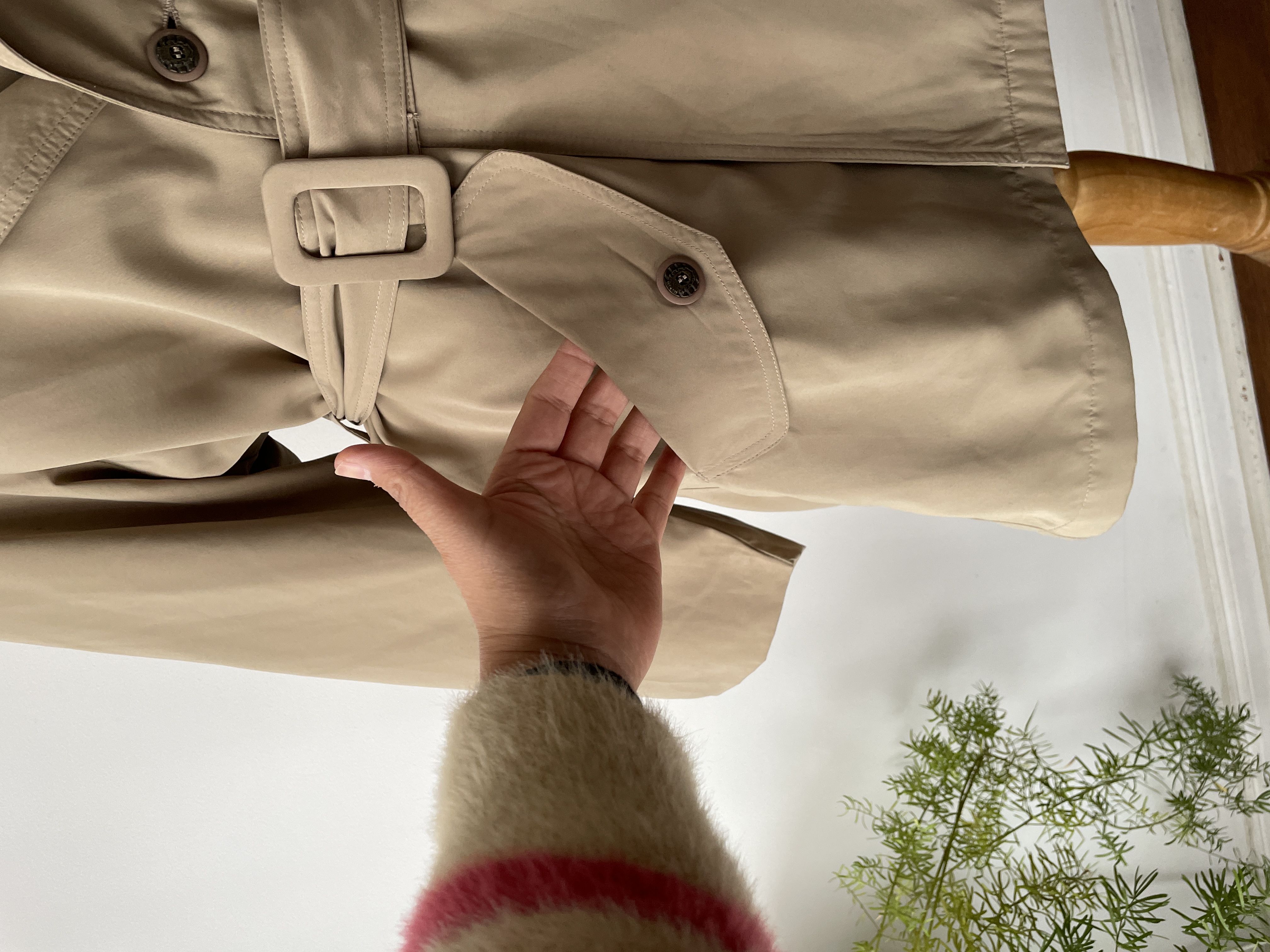 Trench camel. Talla: 36 (L/XL)  7