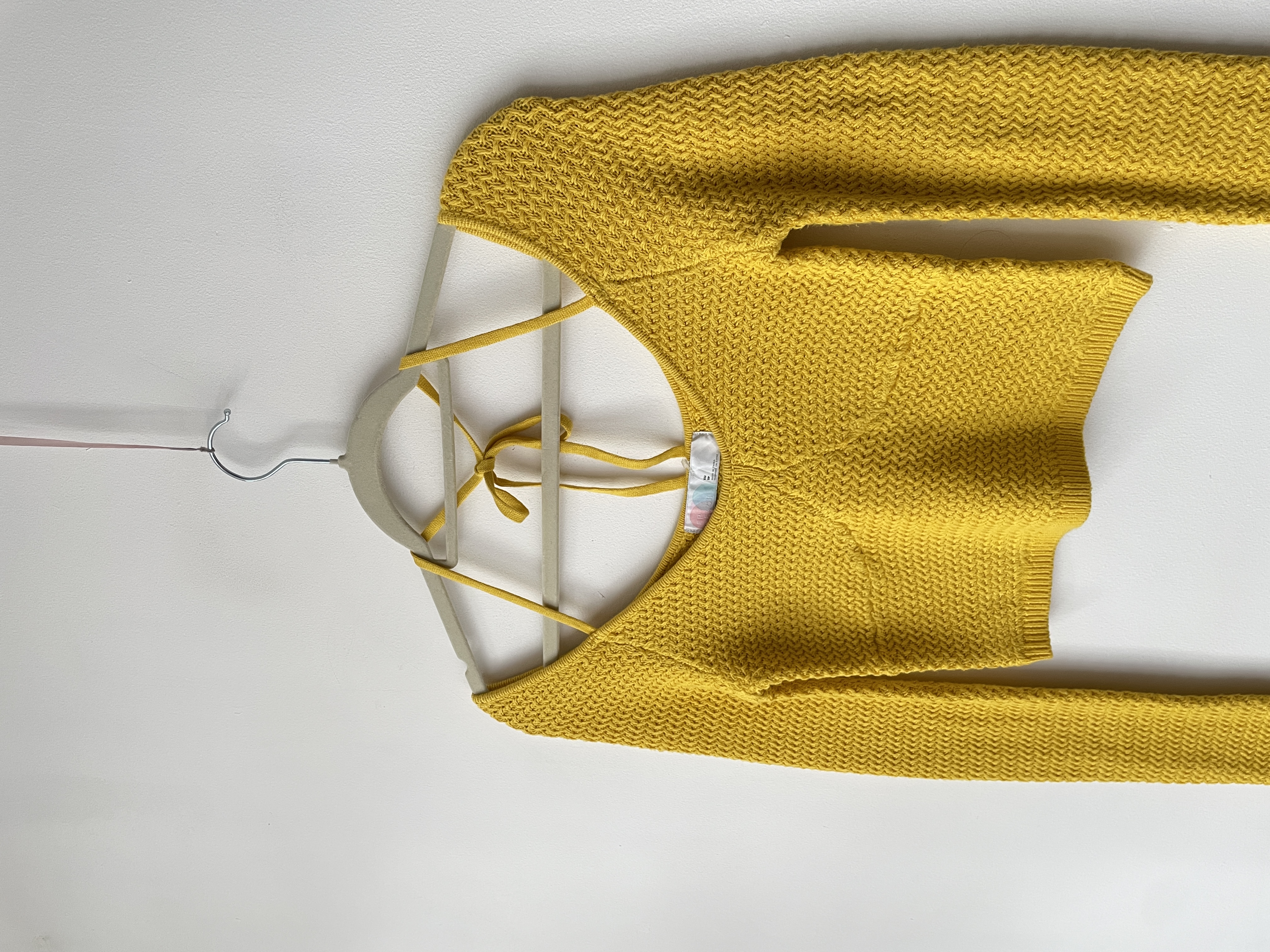 Top amarillo. Talla: XS 2