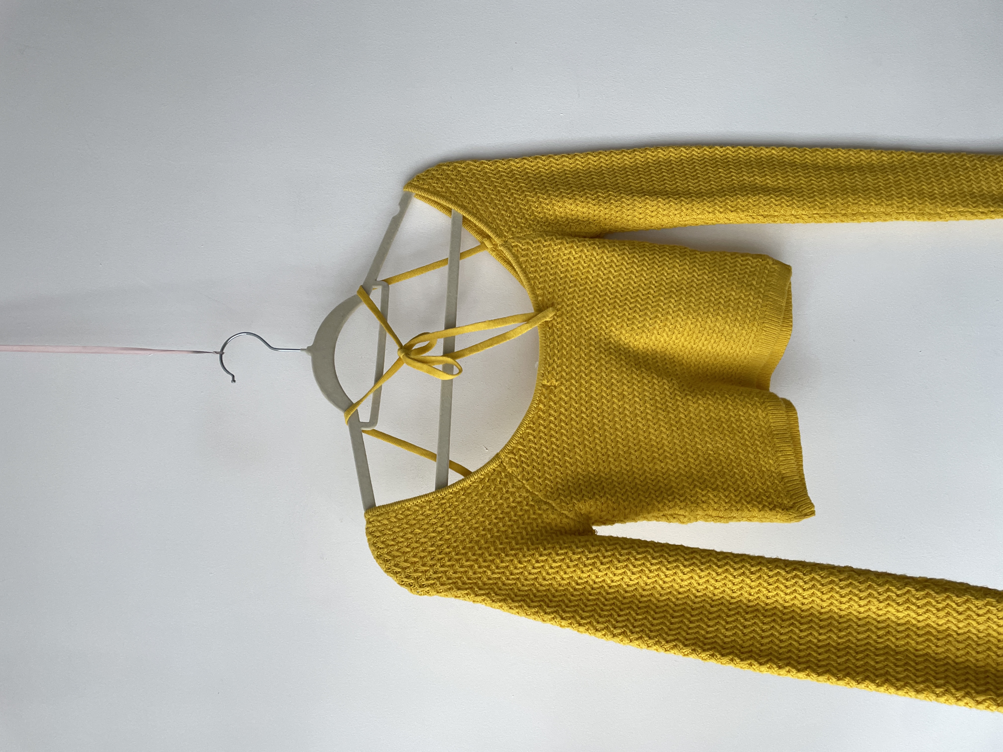 Top amarillo. Talla: XS 3