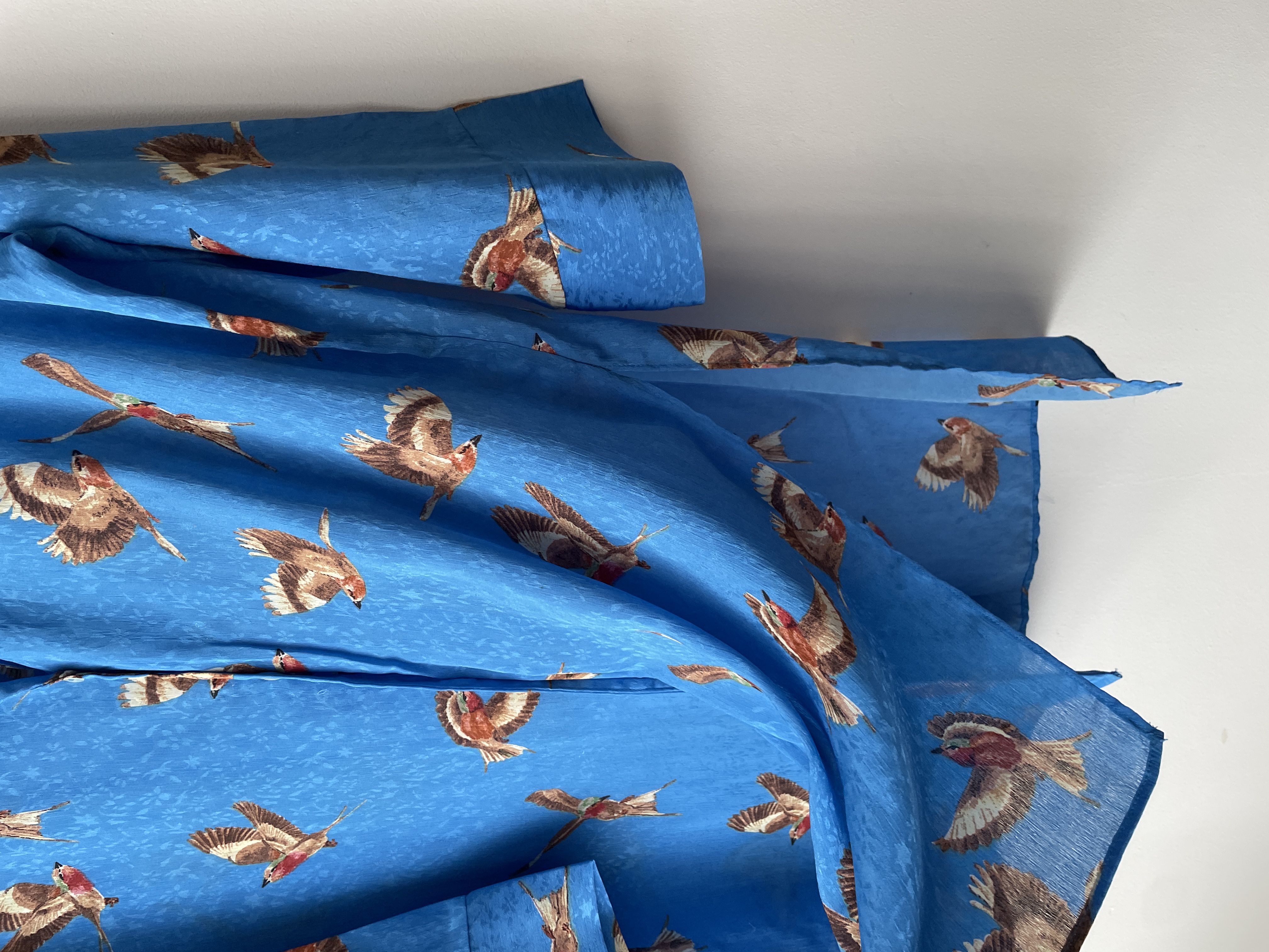 Blusón aves. Talla: L  3