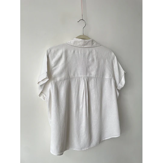 Blusa blanca. Talla: L 