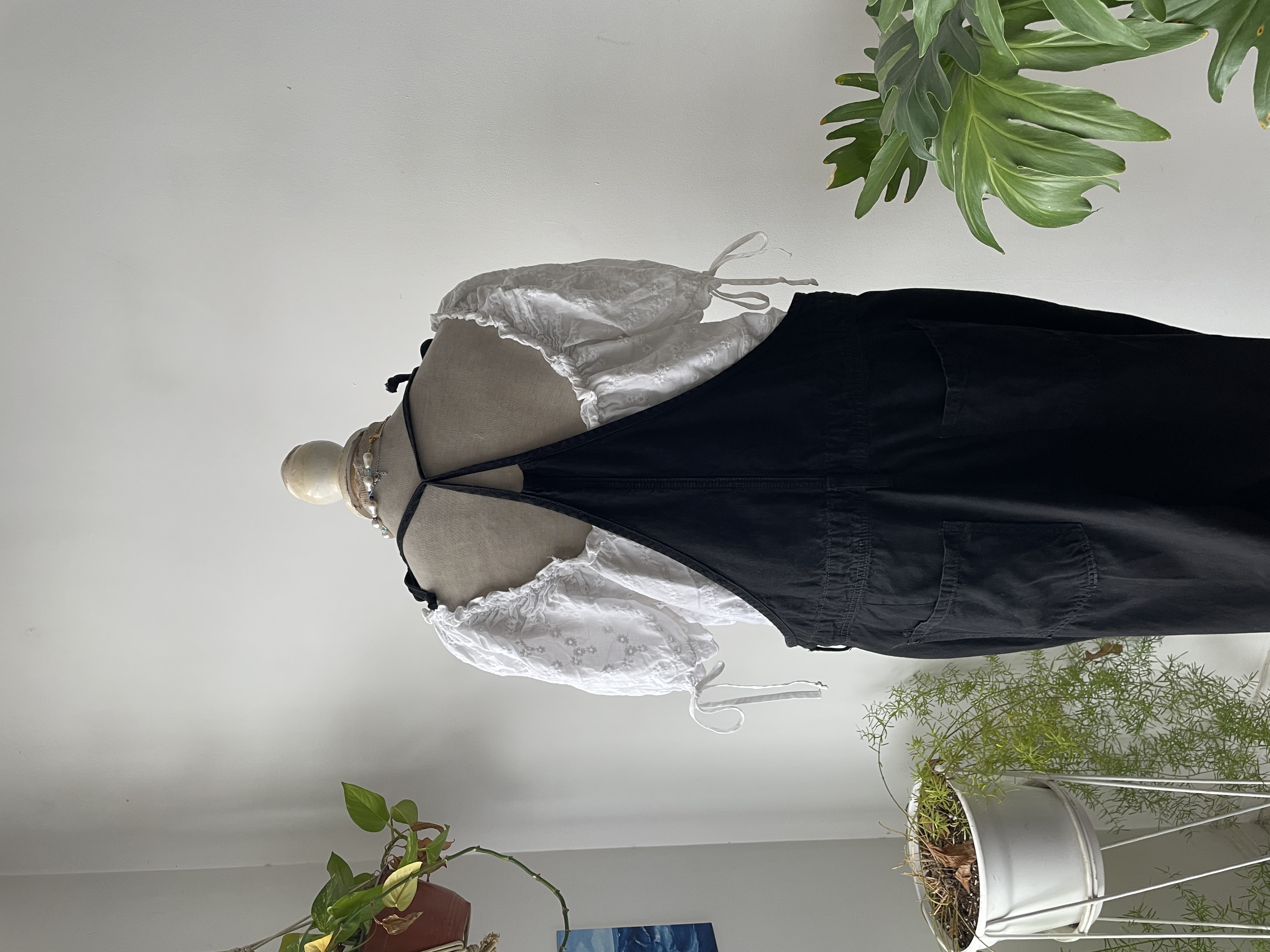 Jardinera negra. Talla: 12 (XL)  3