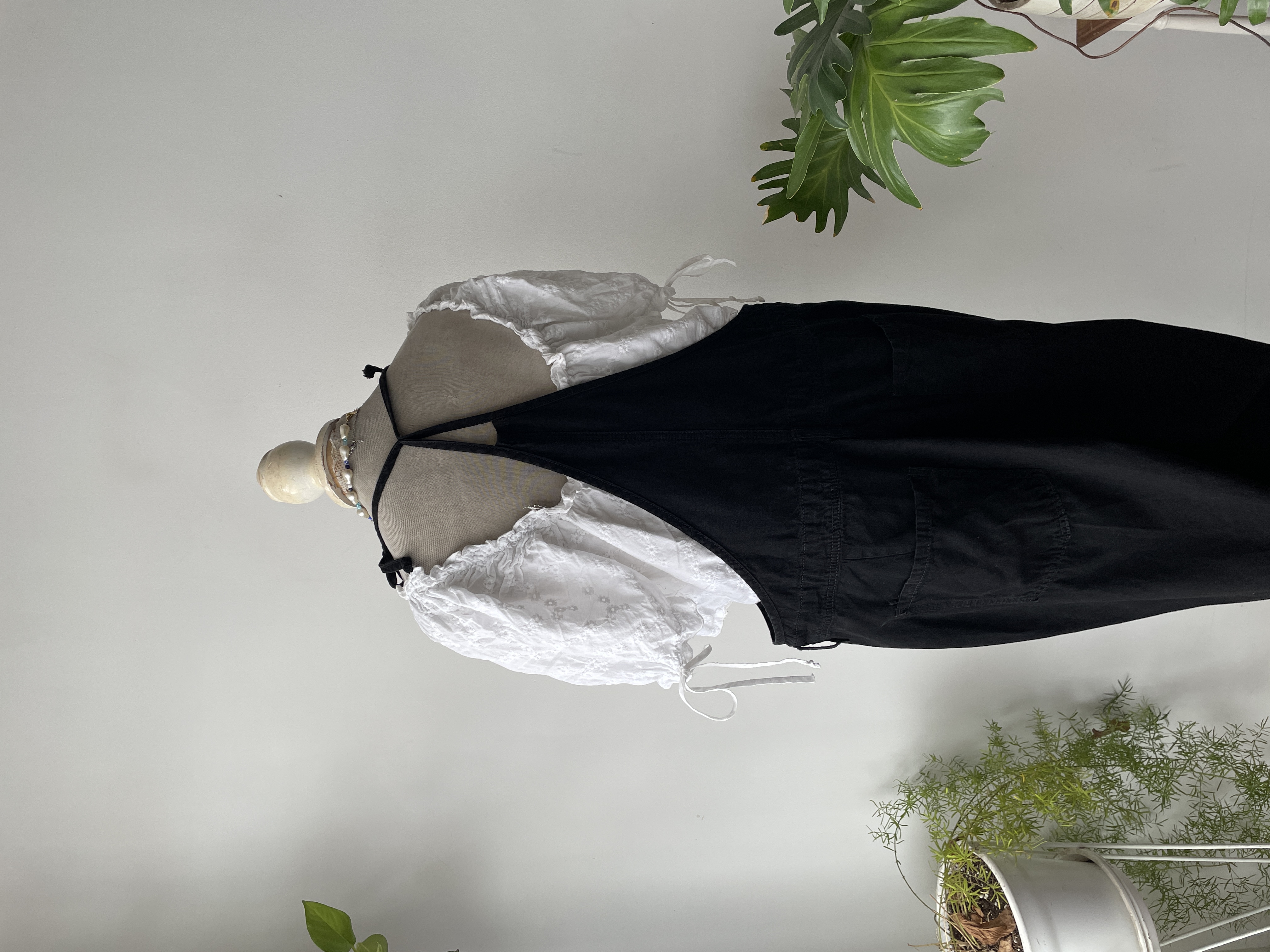Jardinera negra. Talla: 12 (XL)  4