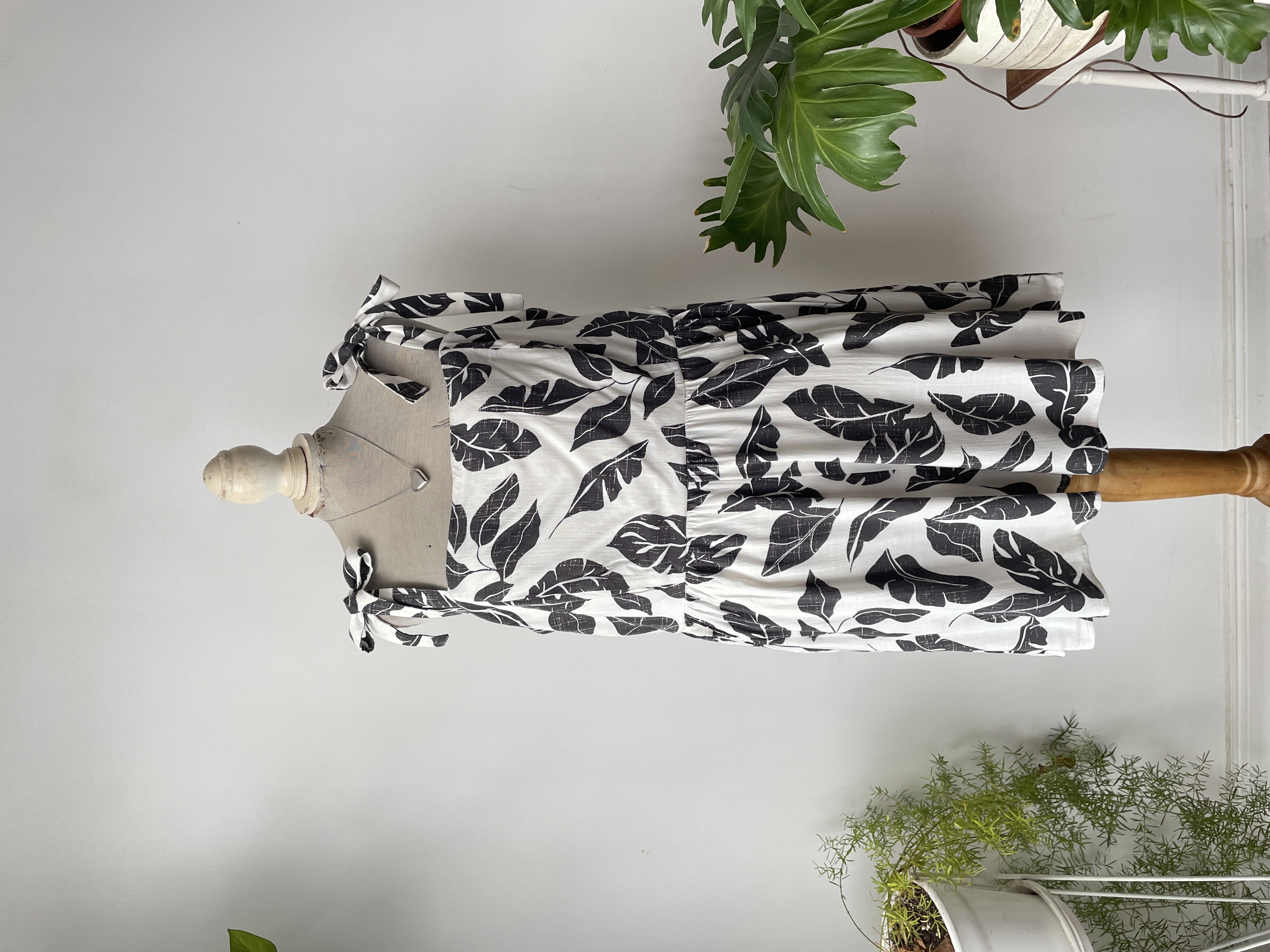 Enterito hojas. Talla: 1 (XL/2xl)  3