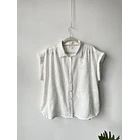 Blusa bordada. Talla: L  1