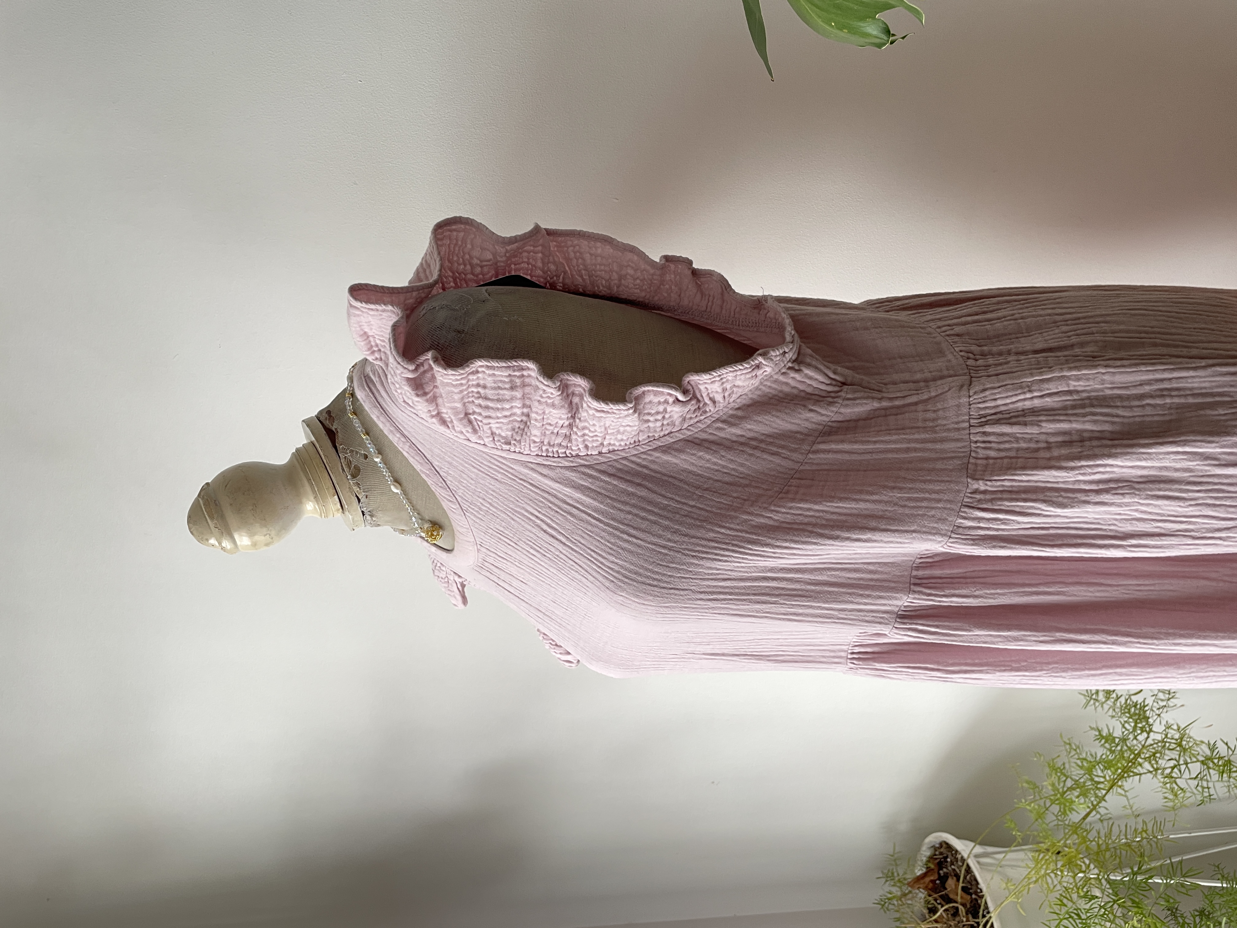 Vestido cansú rosa. Talla: L 5