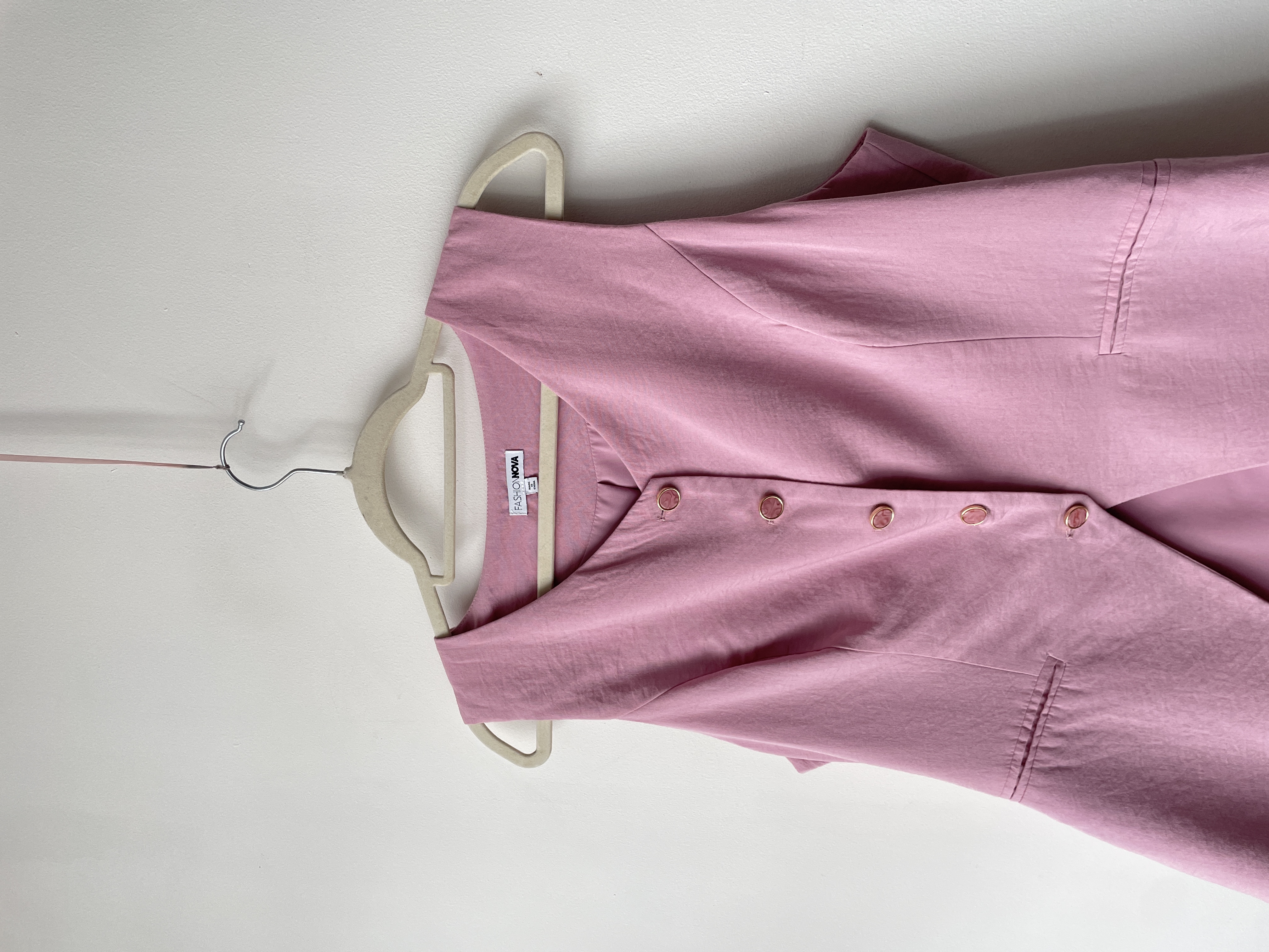 Vest rosa. Talla: XL (l)  2