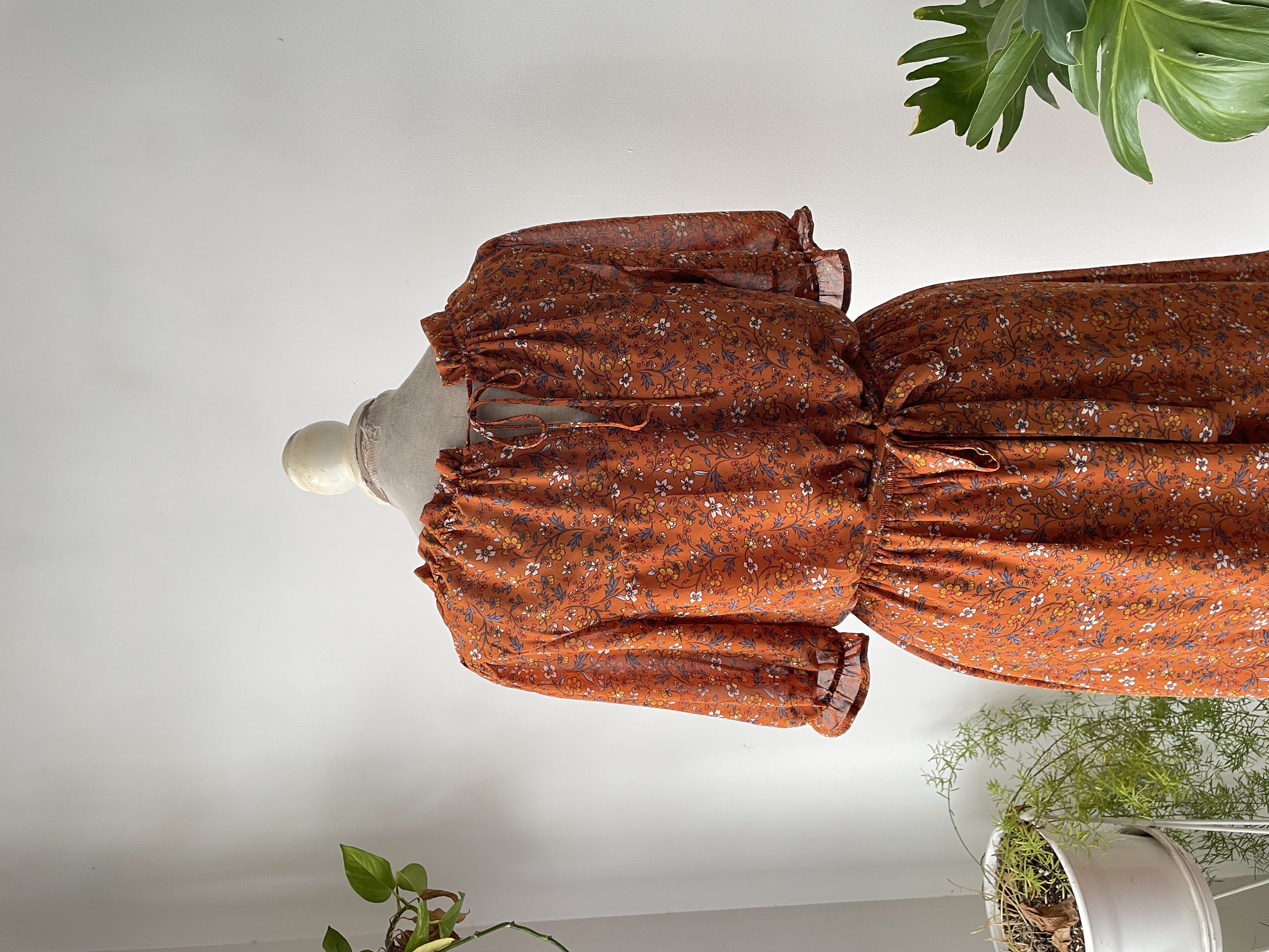 Vestido folk. Talla: L  4