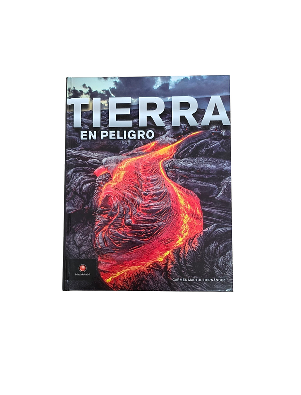 Libro Tierra En Peligro // Carmen Matul Hernández 2