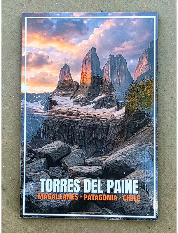 Postal con Lacado Torres del Paine - Patagonia