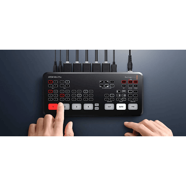 BLACKMAGIC DESIGN ATEM MINI PRO MIXER 4 HDMI CON LIVE STREAMING 2