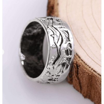 Anillo Lobo en Bosque Estrellado