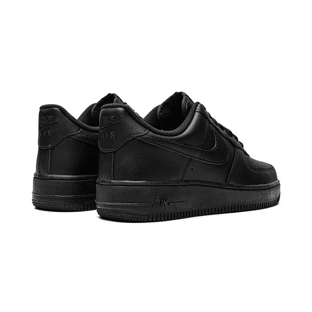 Air Force 1 Low '07 Triple Black 3