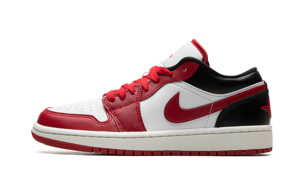 Air Jordan 1 Low Reverse Black Toe 1