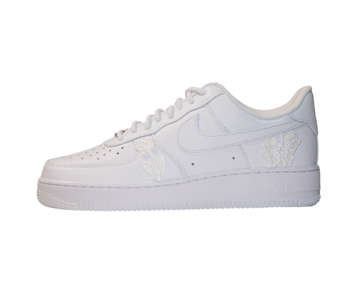 Air Force 1 Low Triple White Flower Pure White V2 1