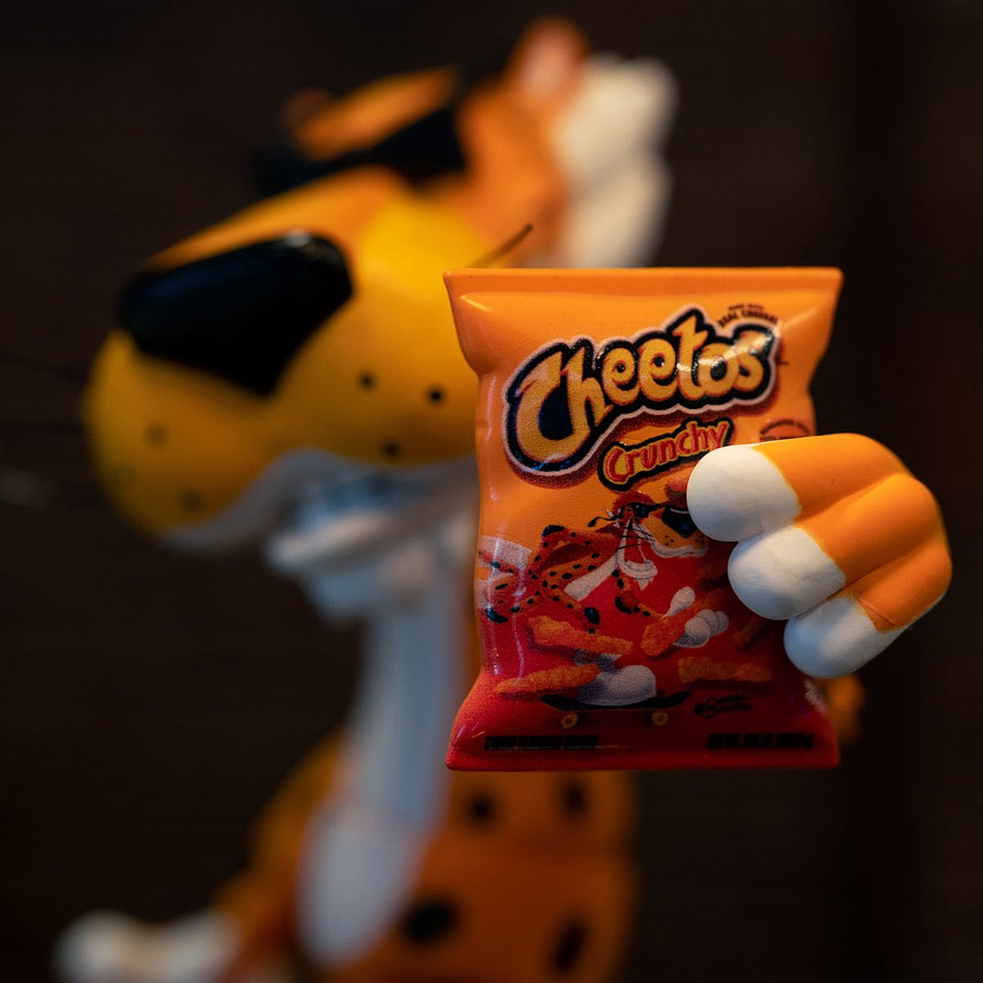 [Preventa 2 Abierta] Cheetos Chester Cheetah Action Figure 5