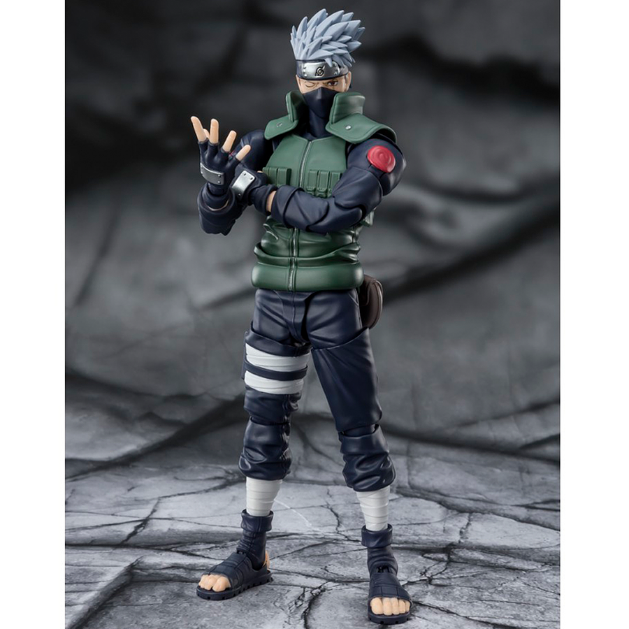 S.H. Figuarts KAKASHI HATAKE -The famed Sharingan Hero- 1