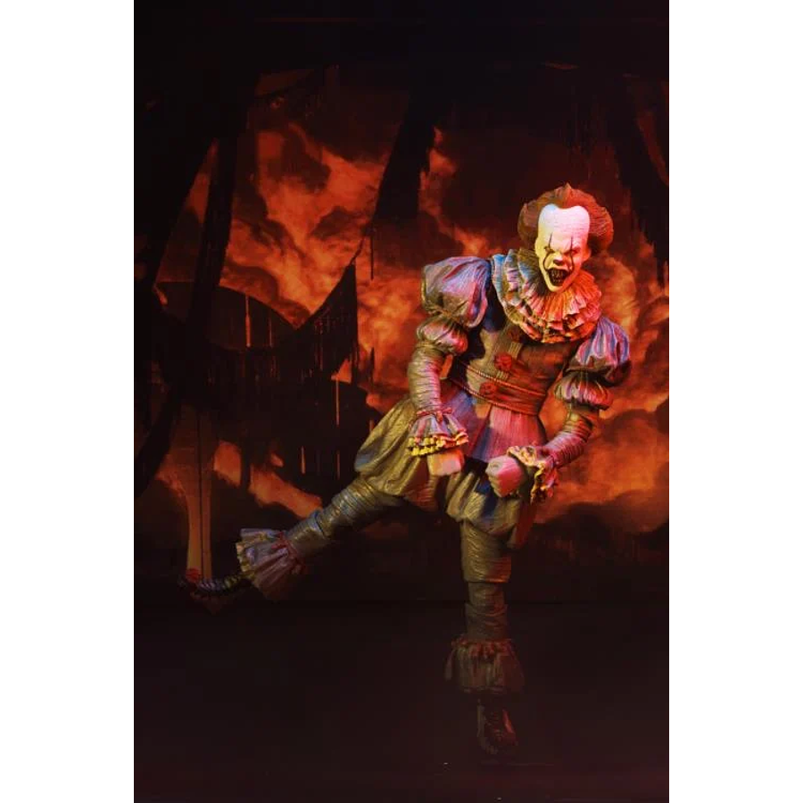 IT (2017) Ultimate Pennywise (Dancing Clown) Figure 21