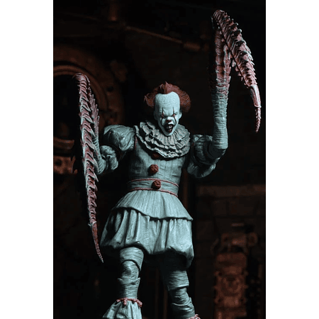 IT (2017) Ultimate Pennywise (Dancing Clown) Figure