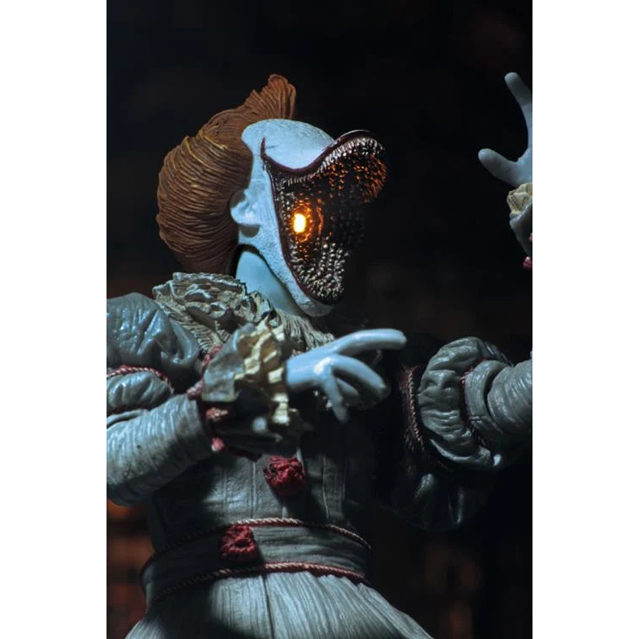 IT (2017) Ultimate Pennywise (Dancing Clown) Figure 19
