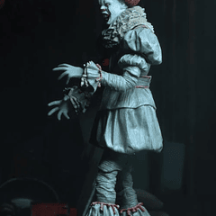 IT (2017) Ultimate Pennywise (Dancing Clown) Figure 5