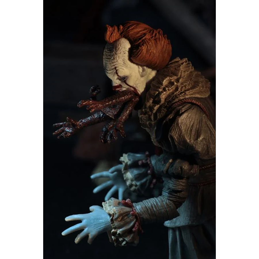 IT (2017) Ultimate Pennywise (Dancing Clown) Figure 12