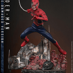 [Preventa Abierta] Spider-Man (2002) MMS859 Spider-Man (Battle Damaged Ver.) 1/6th Scale Collectible Figure 1