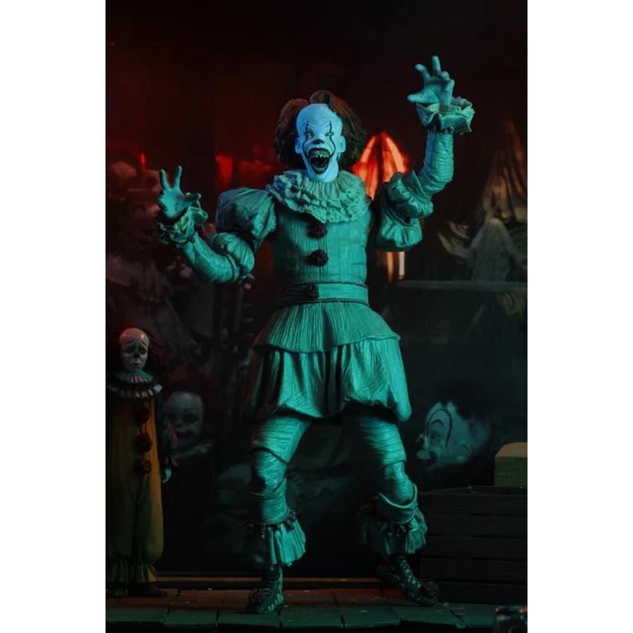 IT (2017) Ultimate Pennywise (Well House) Figure 2